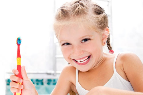 3 Ways to Keep Your Children’s Teeth Healthy This Summer