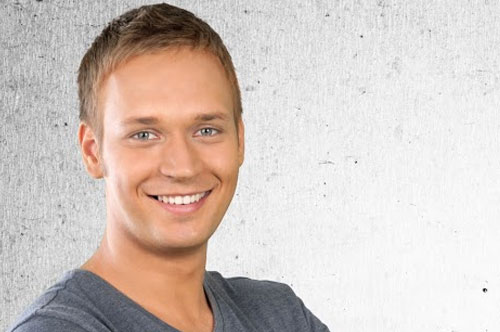 Dental Veneers Or Teeth Bonding: Which Is Right For You?